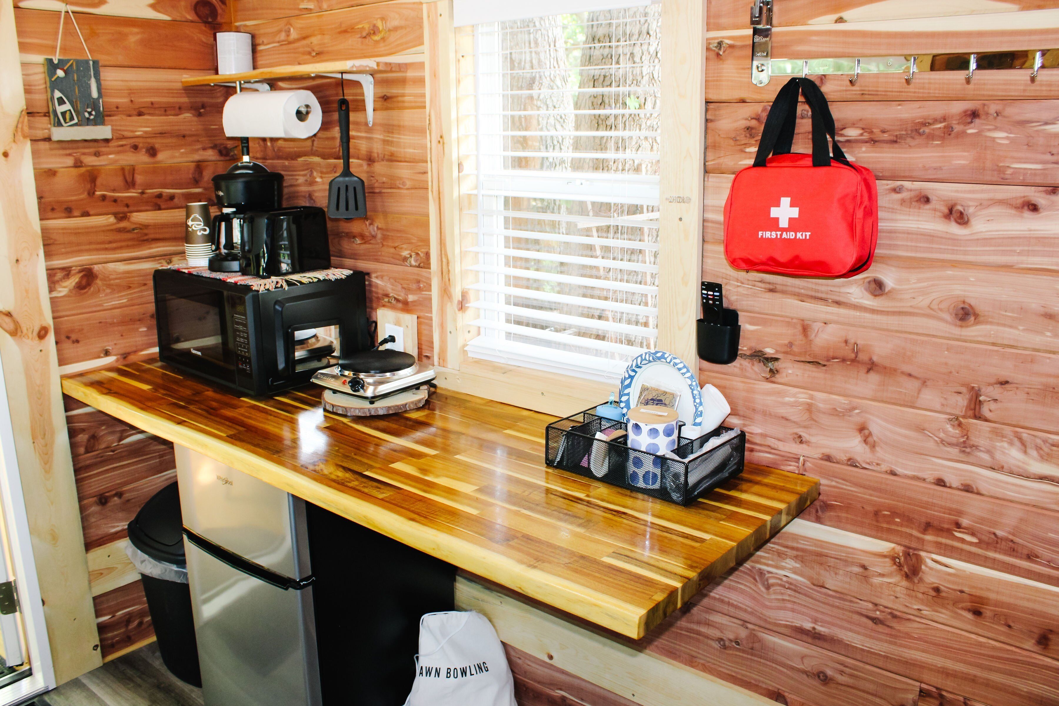 Studio | Private kitchen | Fridge, coffee/tea maker