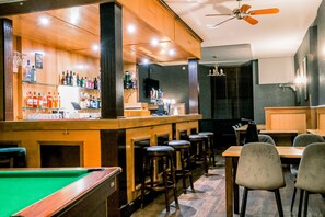 Bar (en la propiedad)