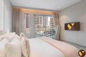 Luxury Apartment, City View