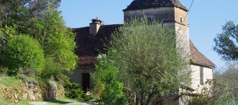 House between Lot and Dordogne, between heritage and nature