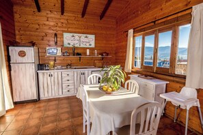 Family Cabin, Sea View | Private kitchen | Fridge, microwave, stovetop, highchair - Viviendas Rurales Las Cabañas (Tarifa)