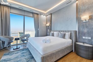 Luxury Apartment, City View