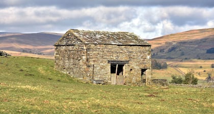 Dales Barn Top