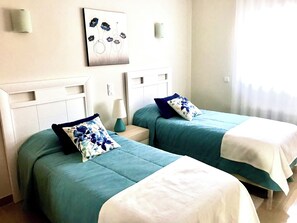 2 chambres, fer et planche Ă repasser, Wi-Fi, draps fournis
