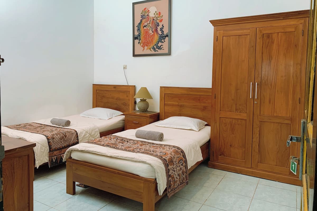 1 bedroom, desk, free WiFi