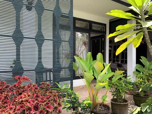 Garden - Griya Cemara Homestay (Depok)