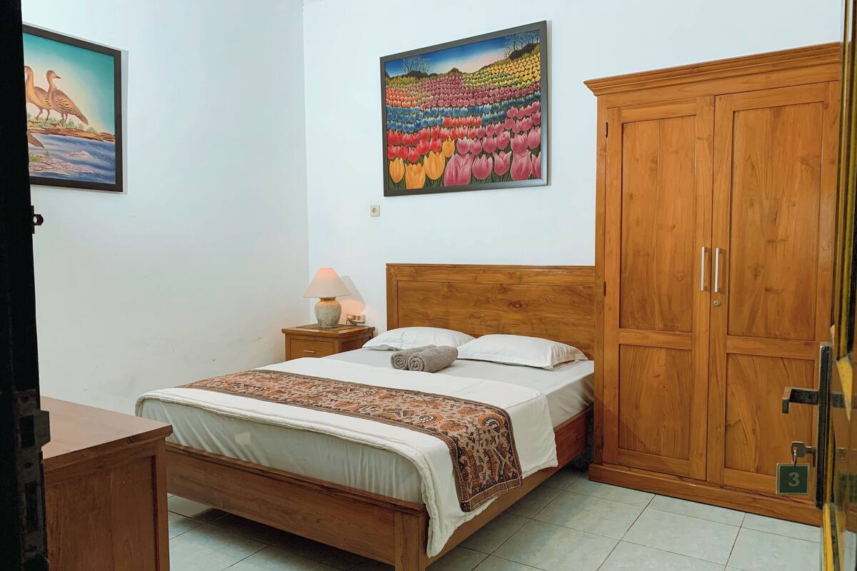 1 bedroom, desk, free WiFi