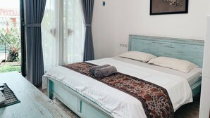 Standard Double Room, Garden View