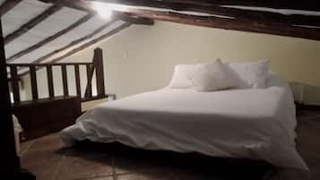 2 makuuhuonetta, silitysrauta/-lauta, Wi-Fi, vuodevaatteet