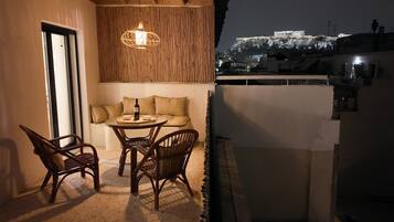 Deluxe Penthouse, City View | Terrace/patio