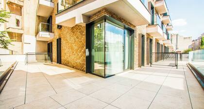 Central Carol ApartHotel