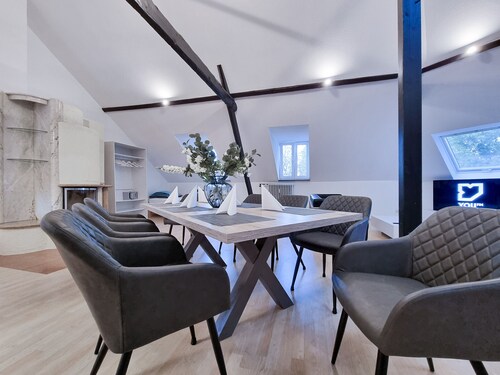 Alpha Apartments: XXL Dachstudio, 8 Bett, Terrasse