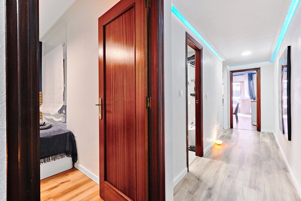 2 bedrooms, iron/ironing board, free WiFi - Casa Encanto Torrevieja (Torrevieja)