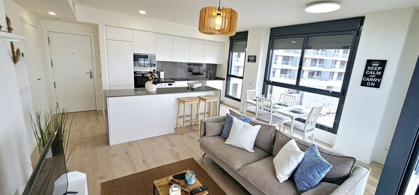Smart TV - Brand new apartment in Barcelona Playa (Badalona)
