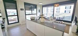 Smart TV - Brand new apartment in Barcelona Playa (Badalona)