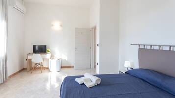 1 camera, Wi-Fi gratuito, lenzuola