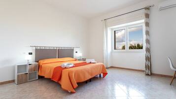 1 habitación, cuna de viaje, wifi gratis y ropa de cama