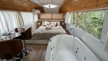 Stuga Standard - kök - utsikt mot bergen | 1 sovrum, strykjÀrn/strykbrÀda, gratis wi-fi och sÀngklÀder