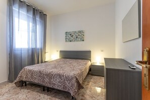 4 Schlafzimmer, kostenloses WLAN, Bettwäsche