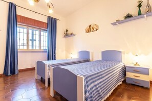 3 bedrooms, free WiFi, bed sheets