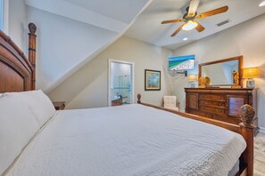 5 bedrooms, iron/ironing board, WiFi (free), bed sheets - 5 bed Home W/ Private Pool on Siesta Key! (Siesta Key)