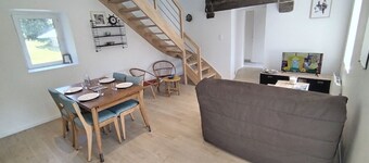 Quiet little house in the countryside, newly restored, 15 minutes from the beach.