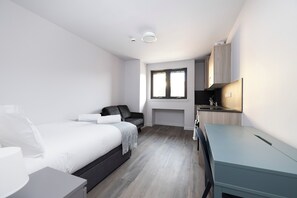 Living area - JOIVY Chic Studio near Holyrood Park (Edinburgh)