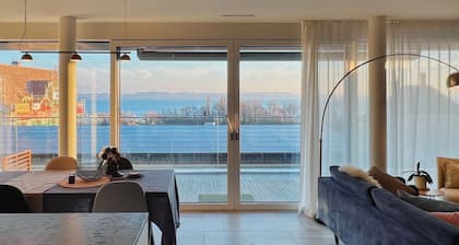 Soleil House - Family-friendly Apartment with Amazing Lake View in St Blaise
