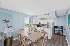 Dining - Close to Beach and Lagoon | Sleeps 10 | Pool (Gulf Shores)