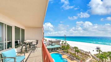 Condo, Multiple Beds (Hidden Dunes 503) | Outdoor dining