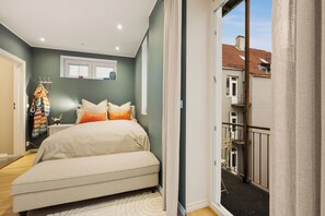 3 soverom, strykejern/-brett, wi-fi og sengetøy