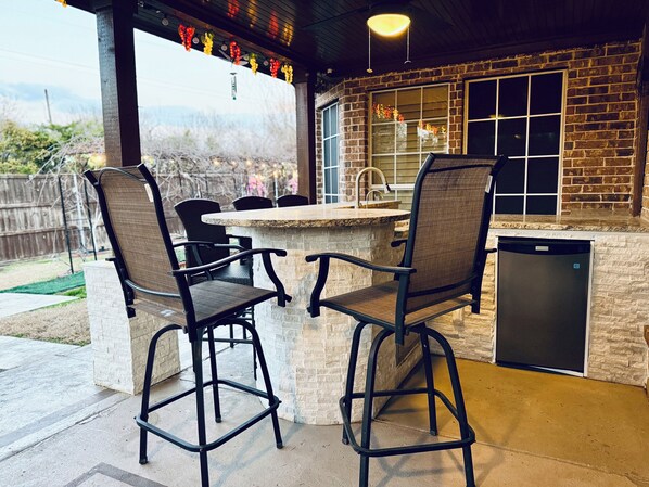 屋外ダイニングエリア