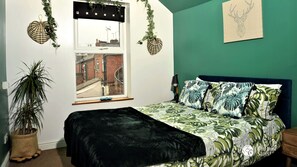 1 bedroom, iron/ironing board, WiFi, bed sheets - Delightful 1 Bedroom Home near Chester City Centre (Chester)