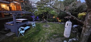 Exterior - Brookside Falls  (Nanaimo)