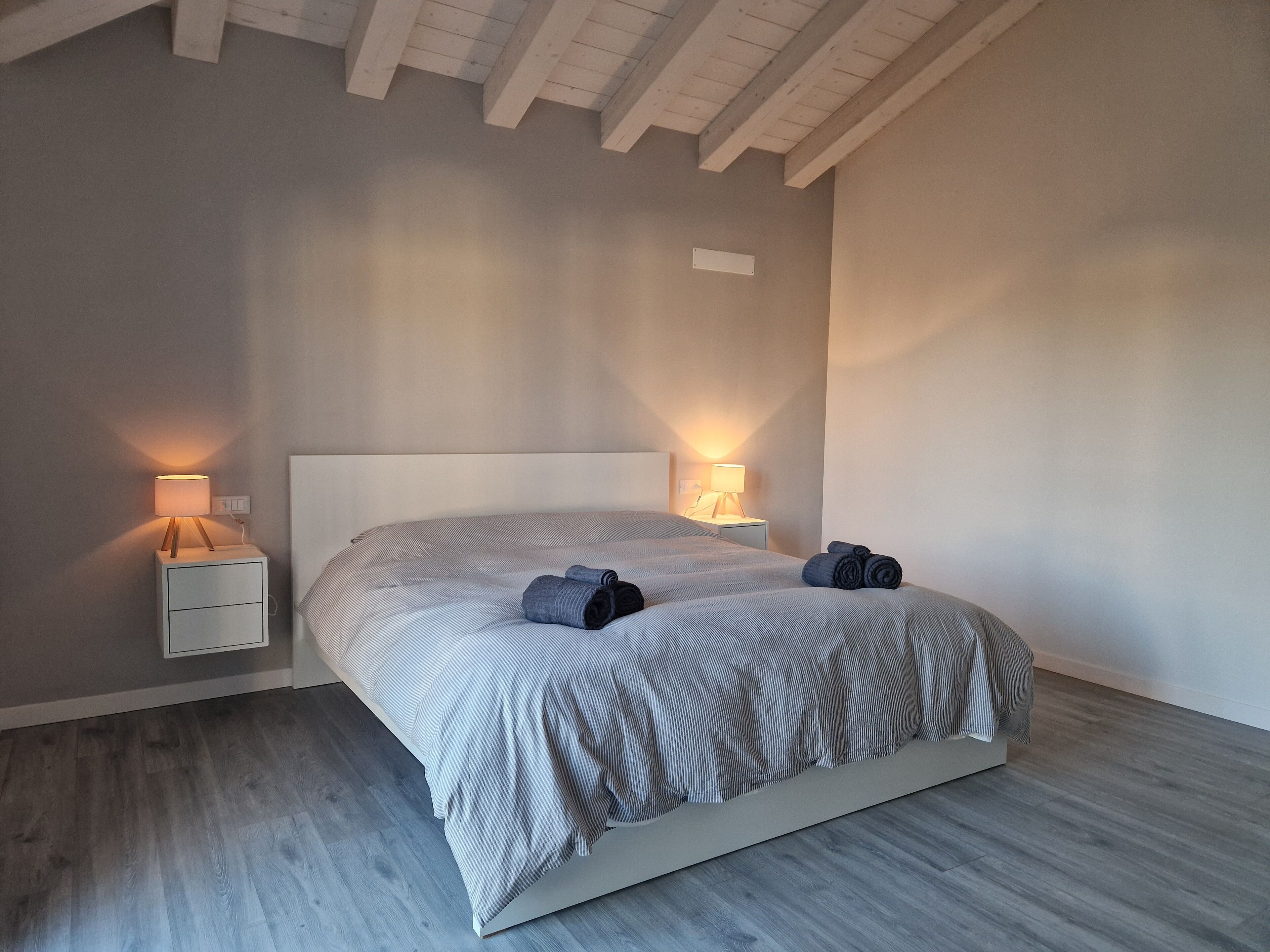 Comfort-Doppelzimmer, 1 Queen-Bett | Hochwertige Bettwaren, Daunenbettdecken