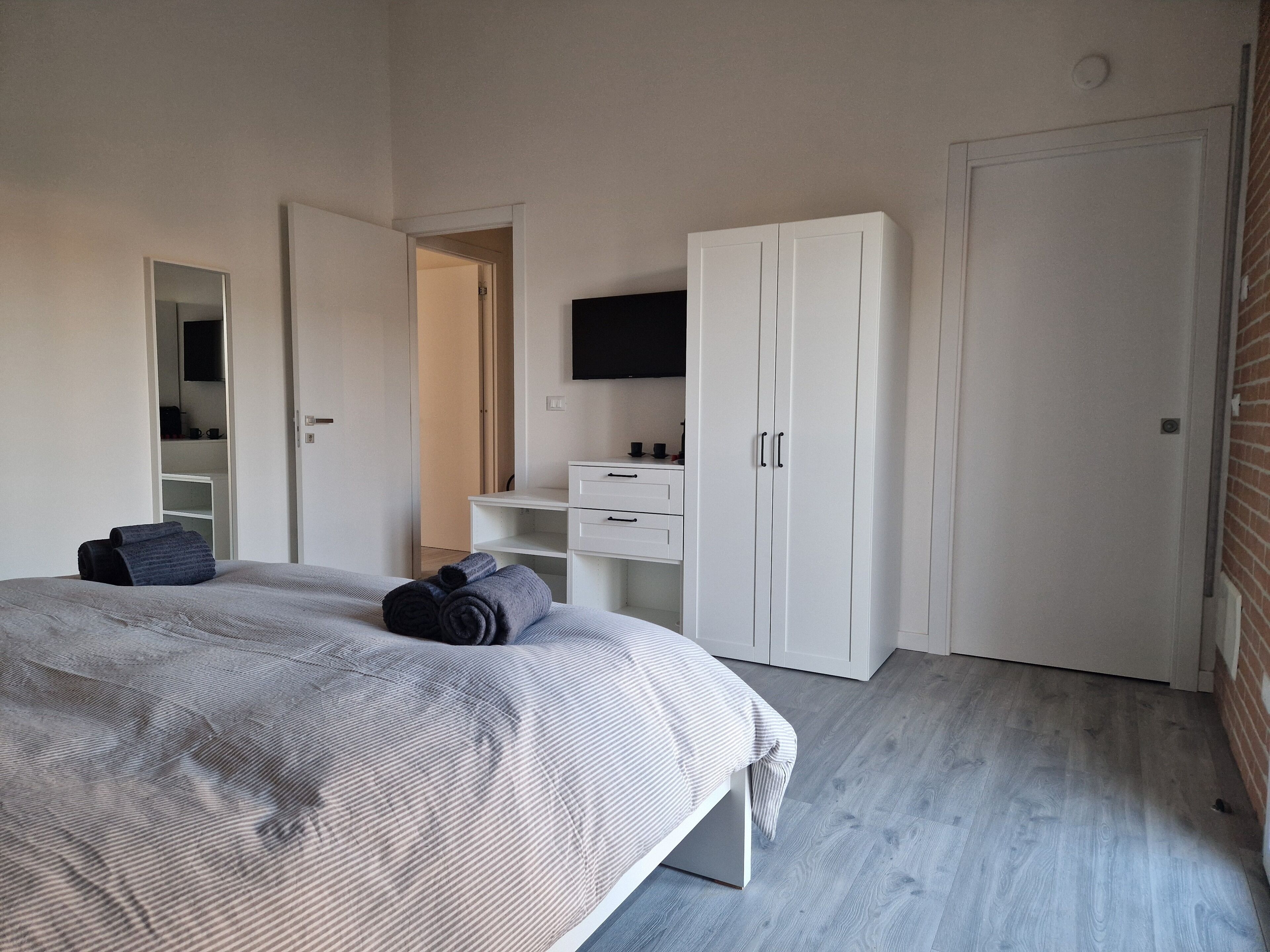 Comfort Double Room, 1 Queen Bed | Premium bedding, down duvets, memory-foam beds, blackout curtains