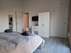 Comfort-dobbeltværelse - 1 queensize-seng | Premium-sengetøj, dundyner, senge med madrasser af memory foam