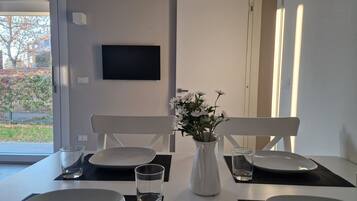 Superior-Studio, Gartenblick | Hochwertige Bettwaren, Daunenbettdecken