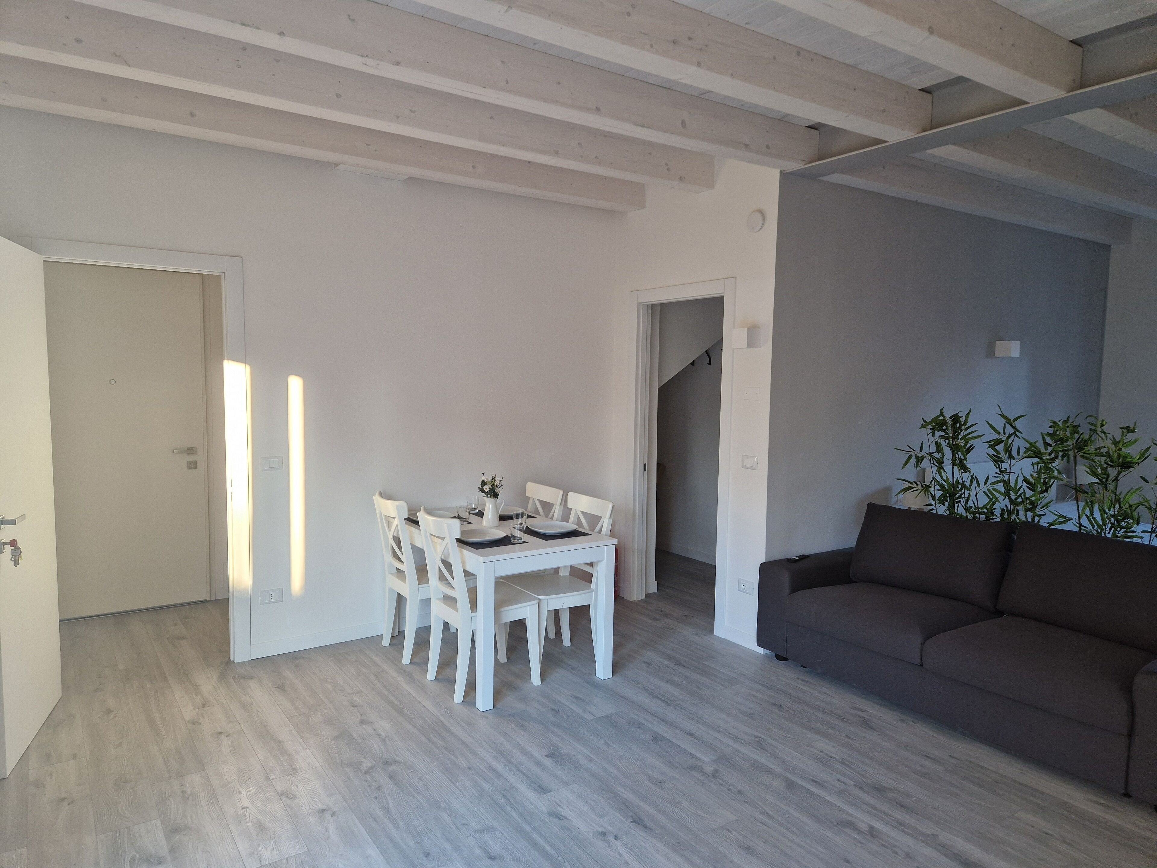 Superior-Studio, Gartenblick | Wohnbereich