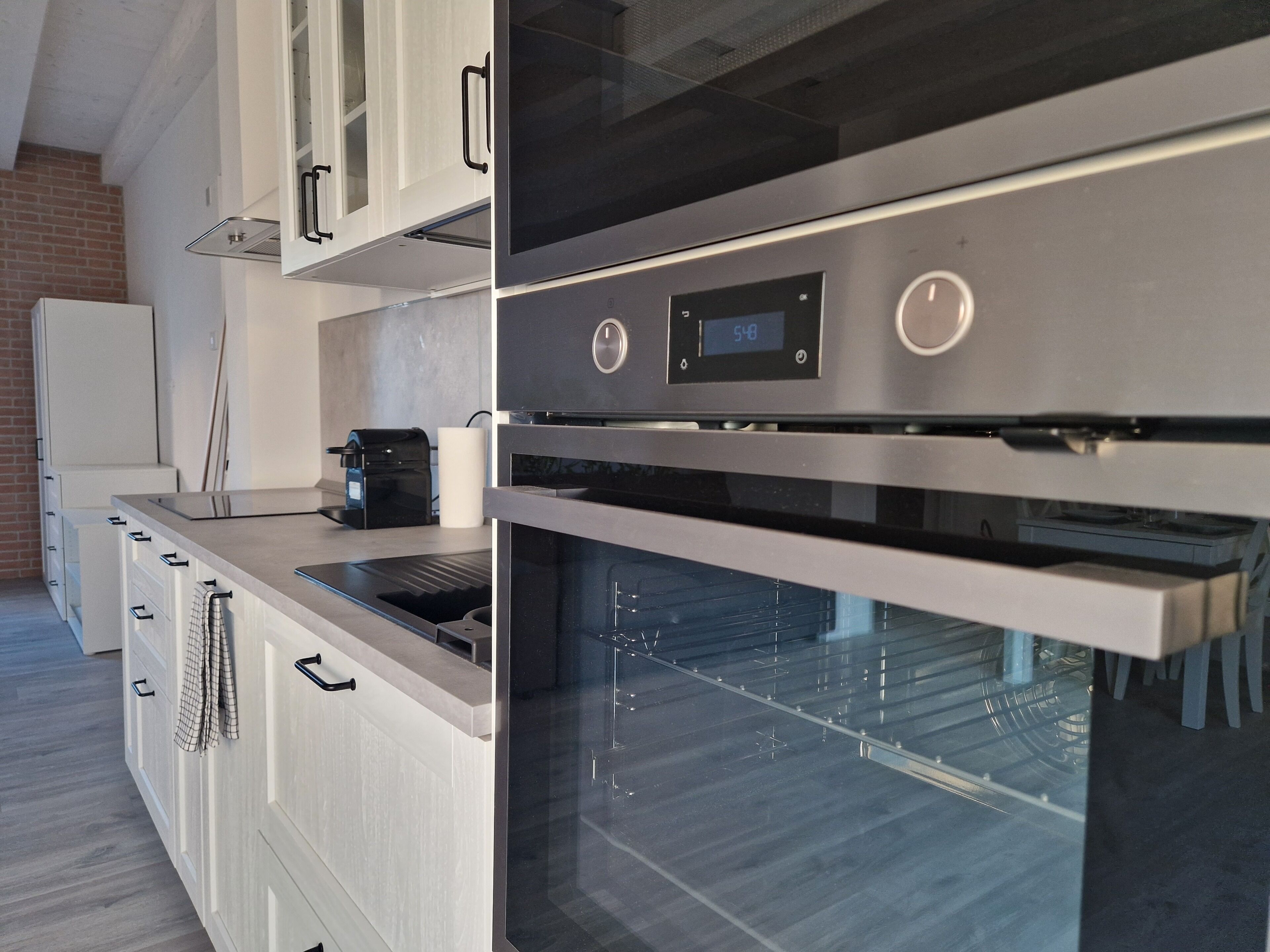 Superior-Studio, Gartenblick | Eigene Küche | Espressomaschine, Wasserkocher mit Kaffee-/Teezubehör