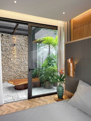 3 chambres, fer et planche à repasser, Wi-Fi, draps fournis