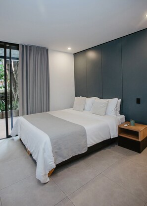 Habitación Premier doble | Ropa de cama de alta calidad, edredones de plumas, caja fuerte