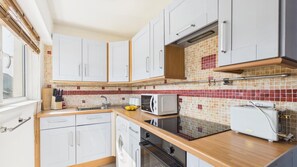 Apartment (1 Bedroom) | Floor plan - Driftwood Den - 1 Bedroom Apartment - Saundersfoot (Saundersfoot)