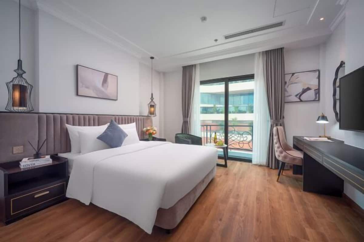 Luxe beddengoed, een minibar, een kluis op de kamer, een bureau