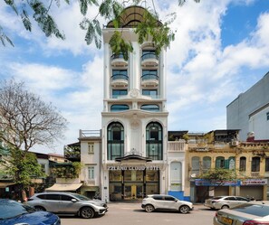 Exterior - 22Land Cloud Hotel (Hanoi)