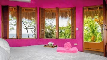 4 bedrooms, bed sheets
