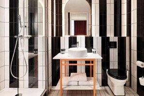 أسرّة أطفال/رضّع