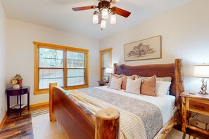 4 chambres, fer et planche à repasser, accès Internet, draps fournis