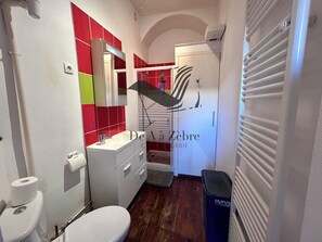 Hair dryer - Le Puyravault - Studio in the heart of town (Rochefort)
