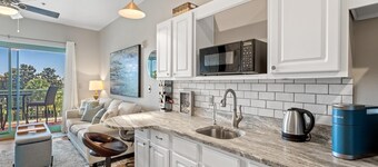 Inn at Seacrest 309- Somewhere in the Sun